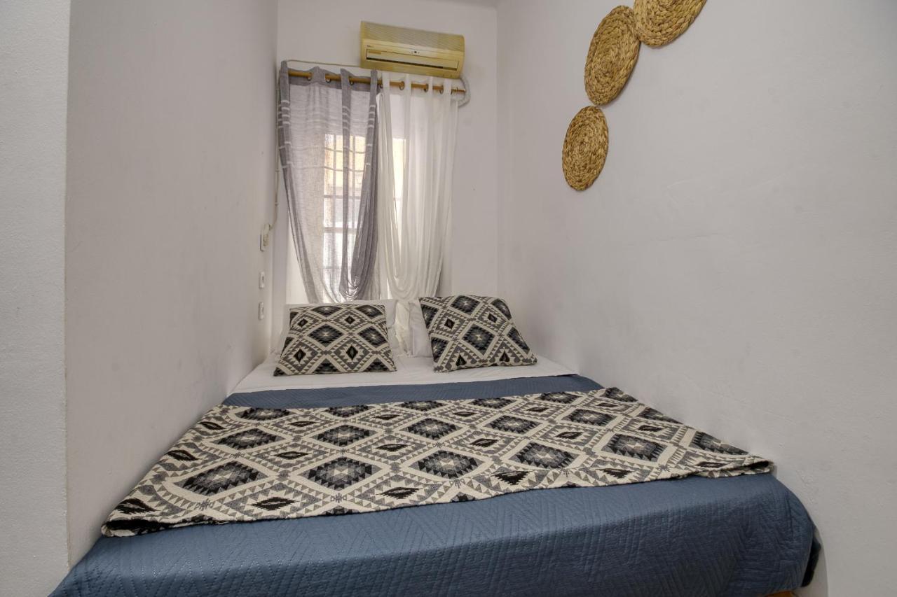 Mascot Bar Street Apartments Rhodes City Exterior foto
